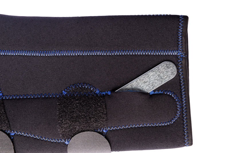 Load image into Gallery viewer, Actimove® Sports Edition PF Knee Brace Lateral Support Simple Hinges, Condyle Pads J-Shaped Buttress