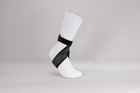 Load image into Gallery viewer, Mueller SKY Ankle Stabilizer