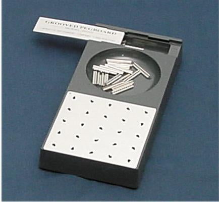 Load image into Gallery viewer, Grooved Pegboard Test