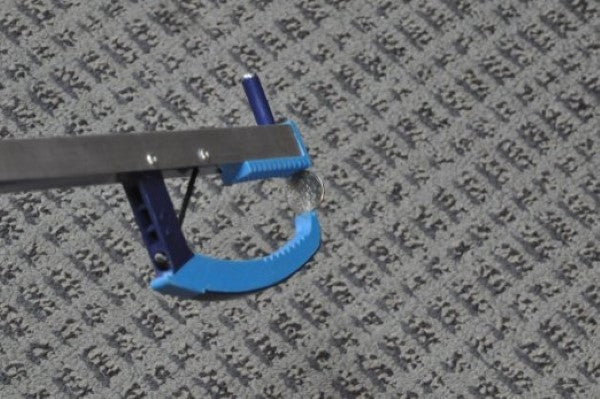 Load image into Gallery viewer, Kinsman KE Deluxe Reacher Walker Clip, Trigger Handle, 3.5 Jaw & Strong Magnet